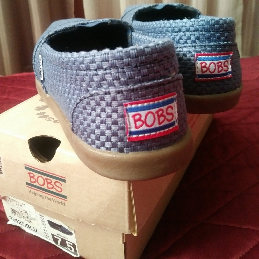 BOBS by Skechers
